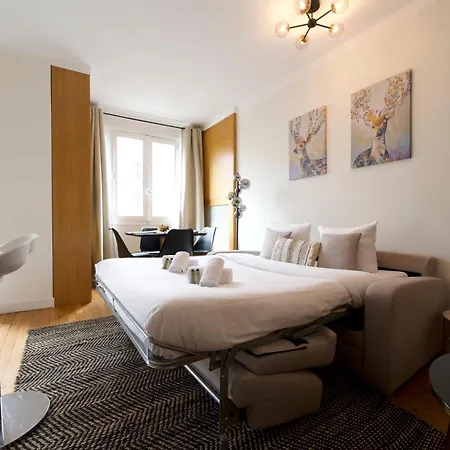 Cia - Champs élysées Matignon Appartamento
